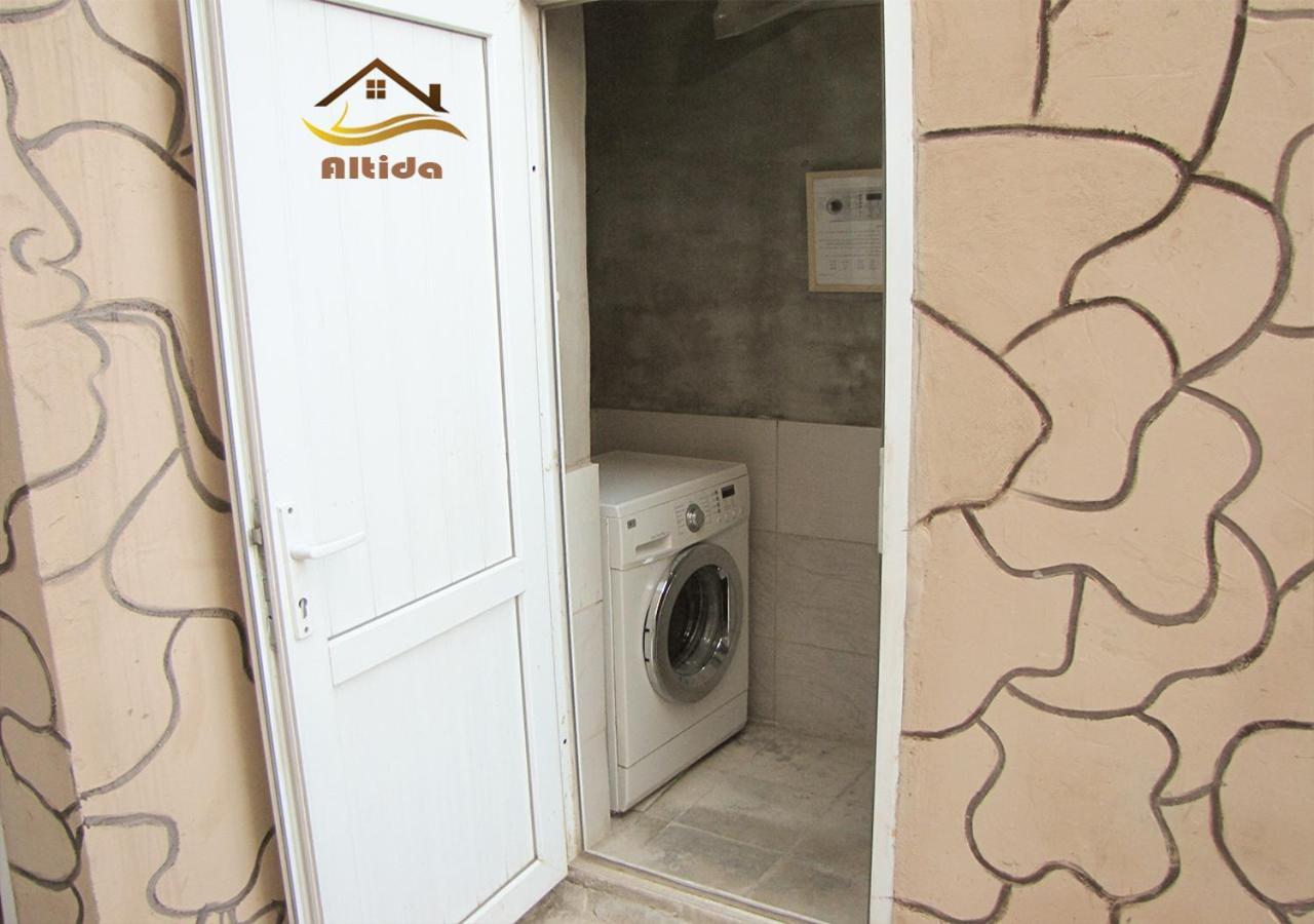 Altida Apartment เยเรวาน ภายนอก รูปภาพ