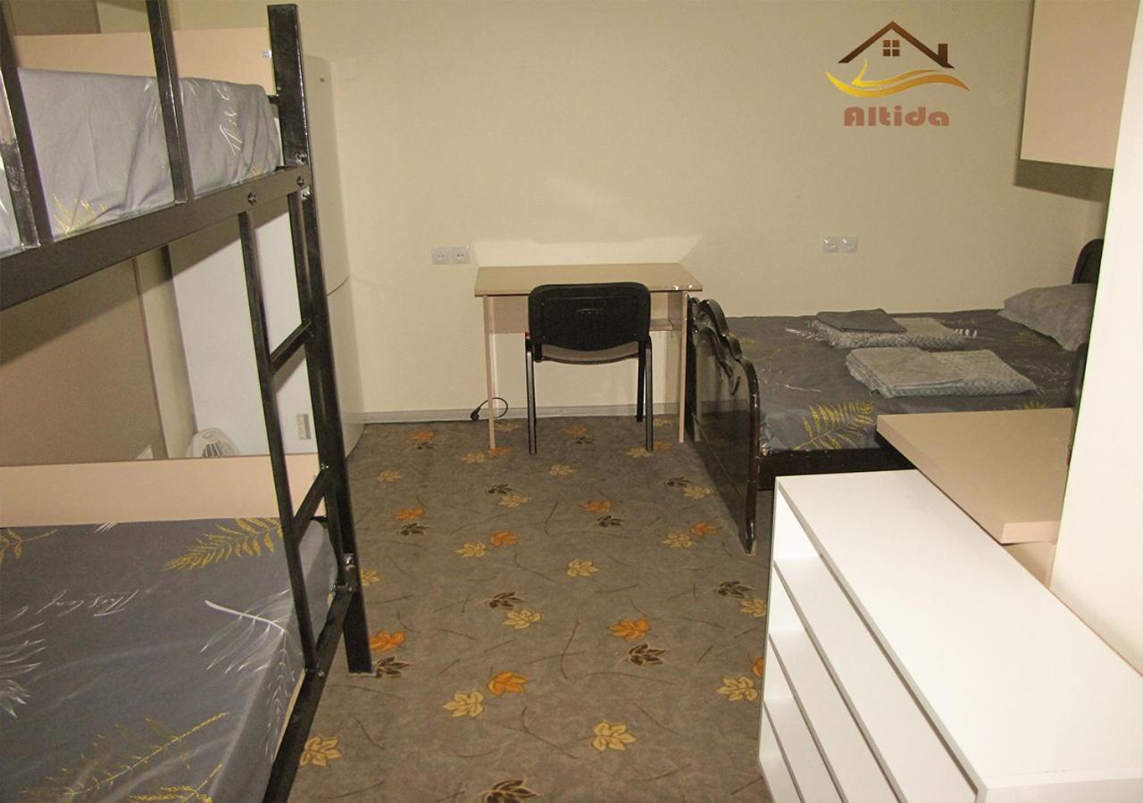 Altida Apartment เยเรวาน ภายนอก รูปภาพ