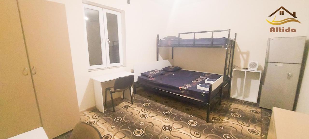 Altida Apartment เยเรวาน ภายนอก รูปภาพ